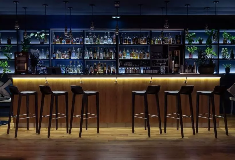 هتل Hôtel De Cavoye