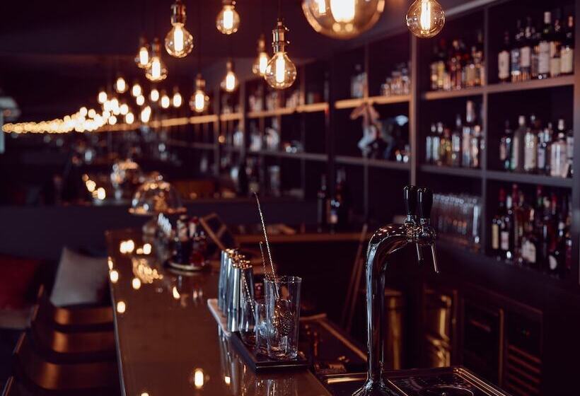 فندق Hôtel De Cavoye