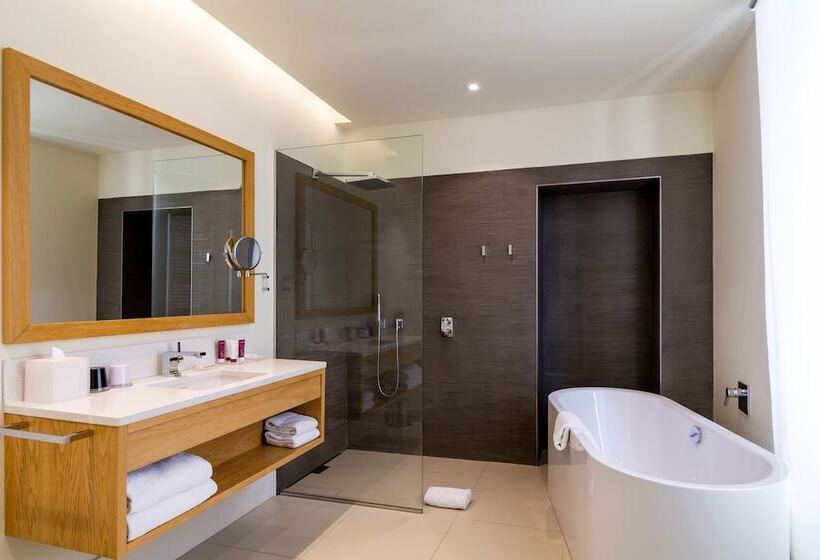 فندق Hôtel De Cavoye