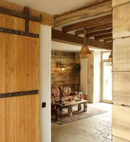 فندق L'abbaye Saint Michel