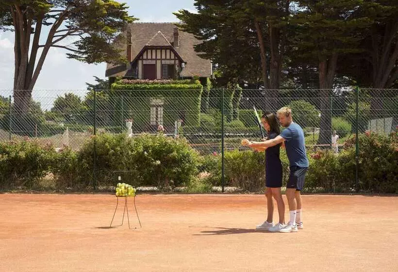 בית מלון כפרי Le Castel Marie Louise