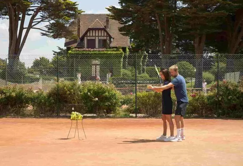 בית מלון כפרי Le Castel Marie Louise