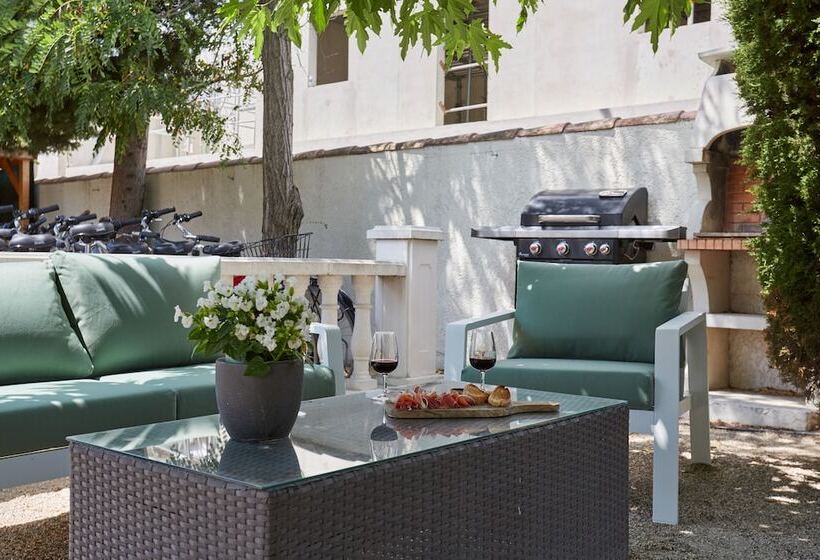 هتل Logis Hôtel Le Rodin