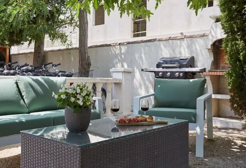 فندق Logis Hôtel Le Rodin