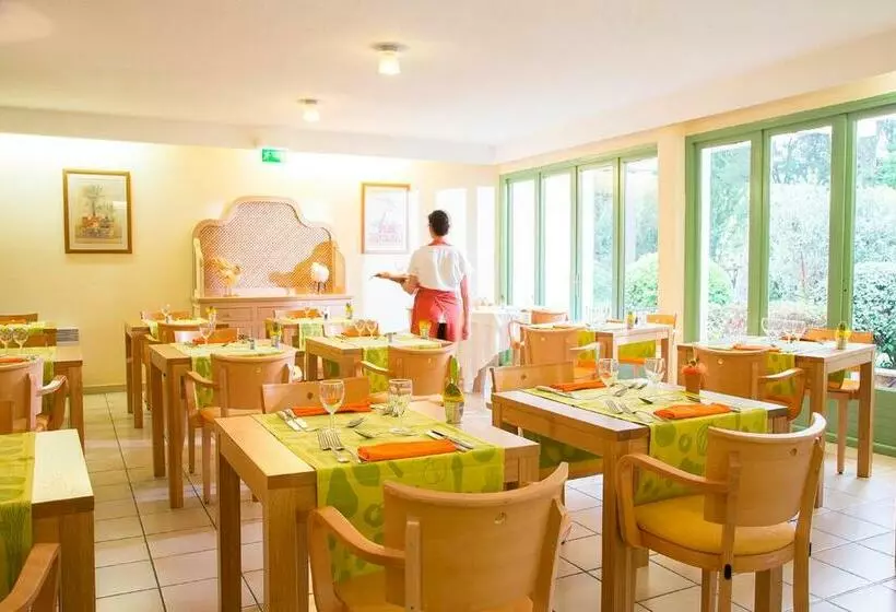 酒店 Le Roussillon