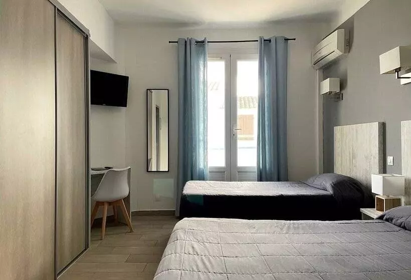 בית מלון כפרי Les Palmiers En Camargue