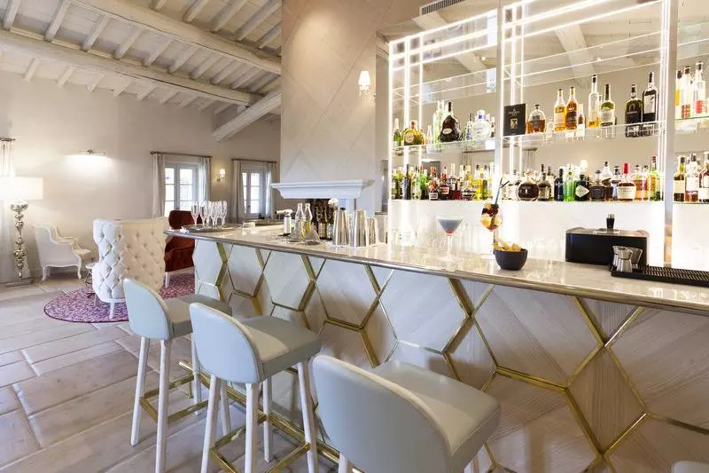 Hotel Mas Des Herbes Blanches Hôtel & Spa – Relais & Châteaux