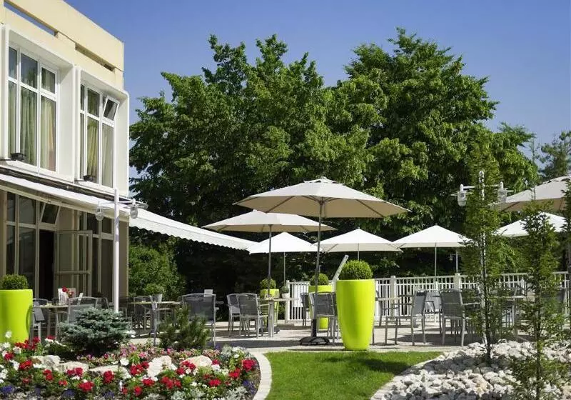 فندق Mercure Annemasse Porte De Geneve