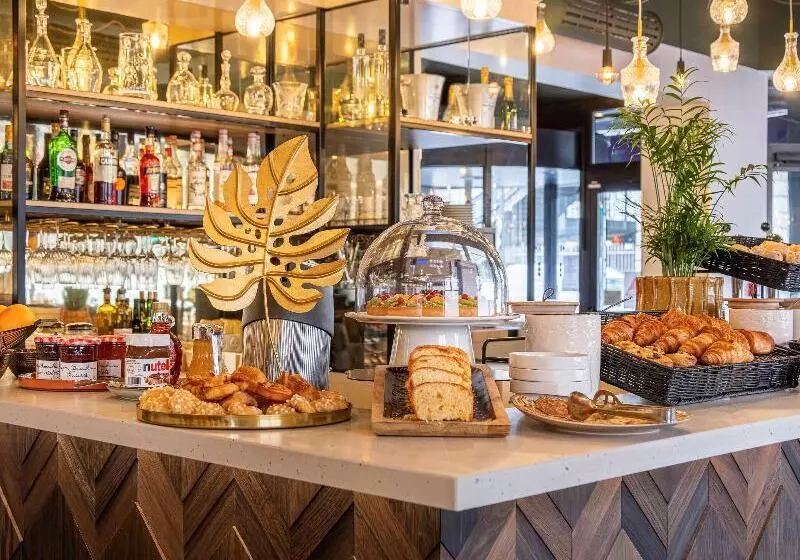 هتل Mercure Paris Bercy Bibliotheque