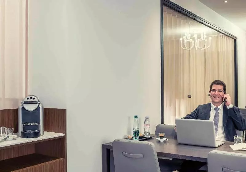 ホテル Mercure Paris Montmartre Sacre Coeur