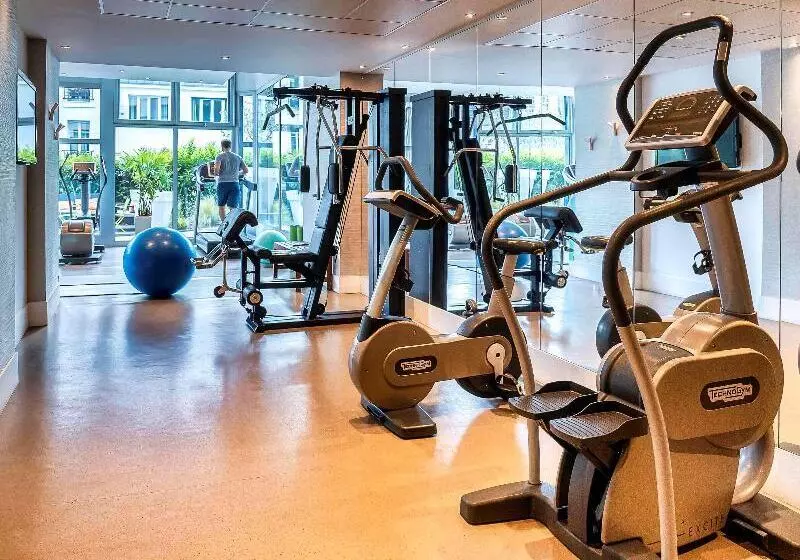 ホテル Mercure Paris Montmartre Sacre Coeur