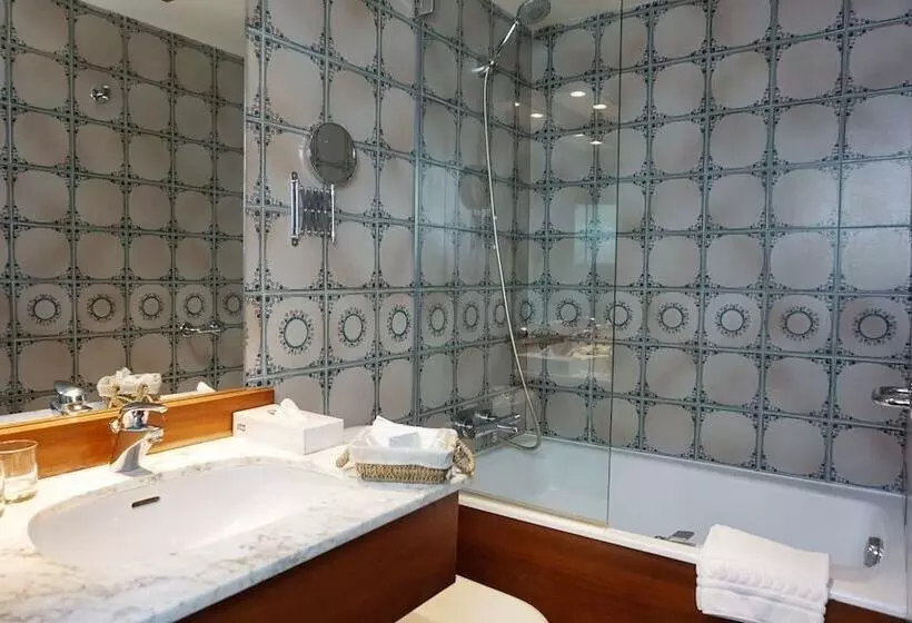 فندق Michel Chabran   Teritoria