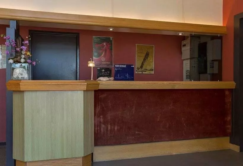 酒店 Novalis Quimperle