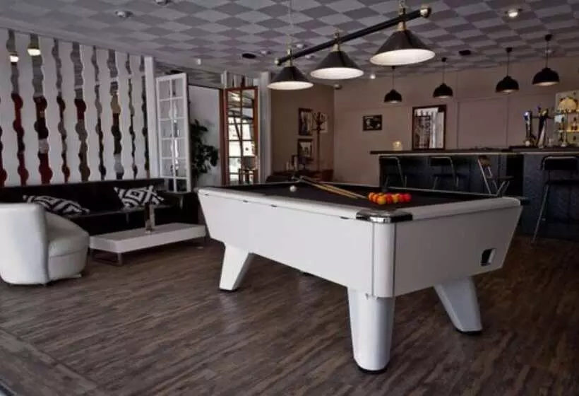 בית מלון כפרי Roc Hôtel