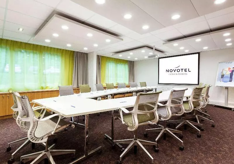 Novotel Limoges Le Lac