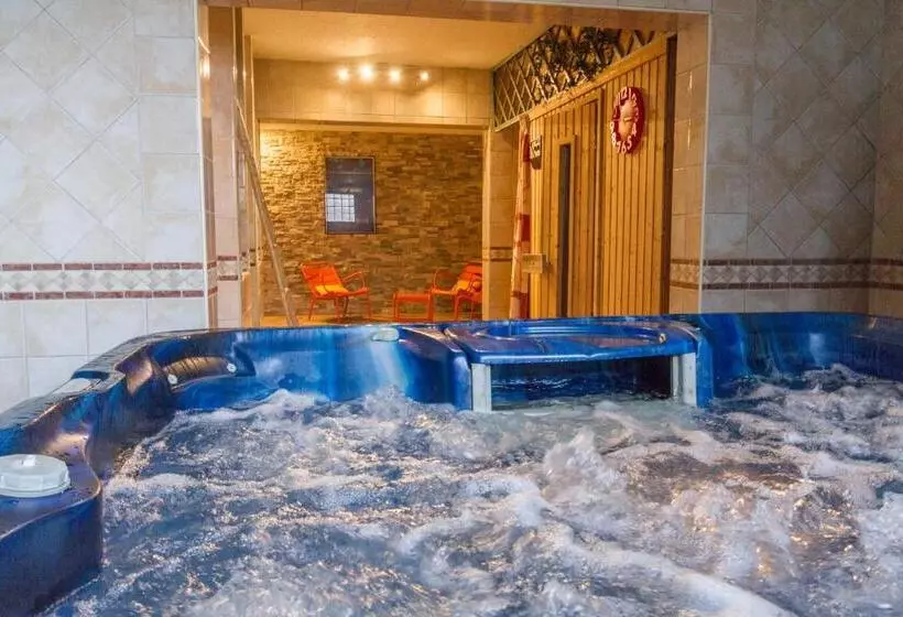 اقامتگاه Hôtel Résidence Le Lys