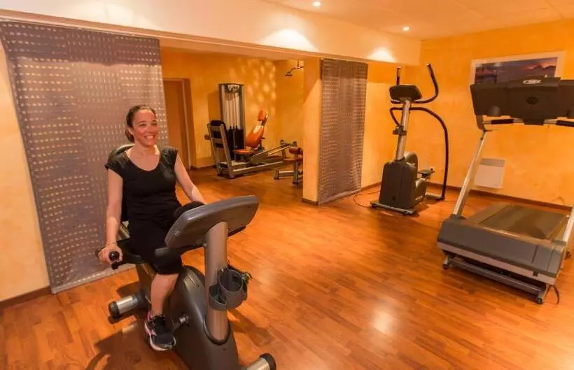 اقامتگاه Hôtel Résidence Le Lys