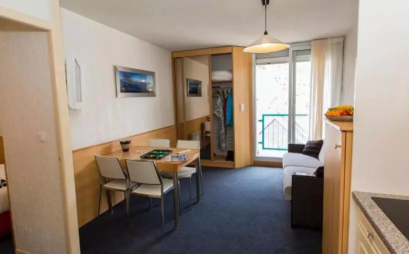 اقامتگاه Hôtel Résidence Le Lys