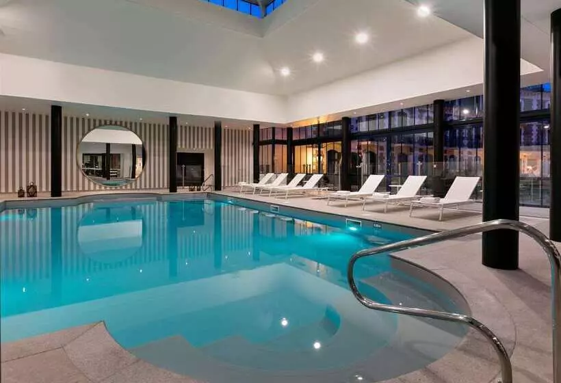 هتل Hôtel Barrière Le Grand Hôtel Dinard