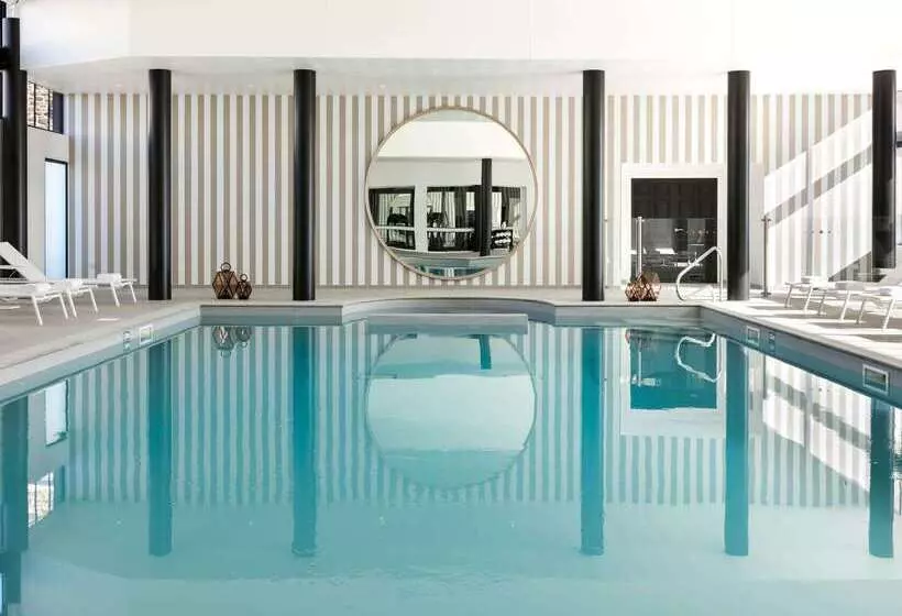 هتل Hôtel Barrière Le Grand Hôtel Dinard