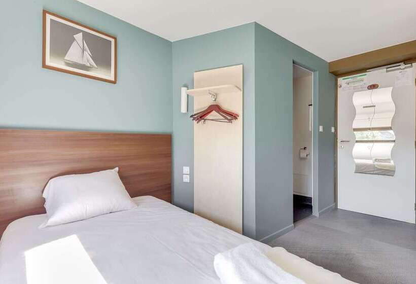 Brit Hotel Lyon Eurexpo