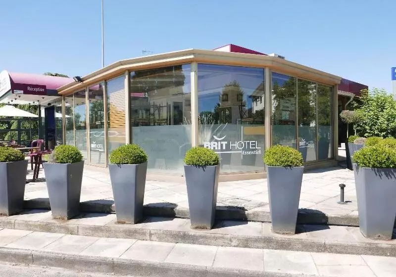 Brit Hotel Lyon Eurexpo