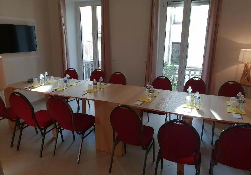 فندق Cannes Croisette