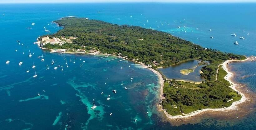 هتل Cannes Croisette