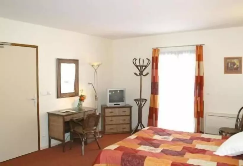 Chez Terrassier   Logis Hôtels   Hotel Et Restaurant