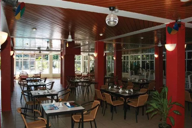 Hexagon International Hotel, Villas & Spa