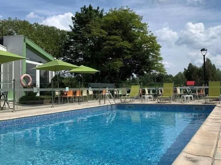 Отель Holiday Inn Lille Ouest Englos, An Ihg