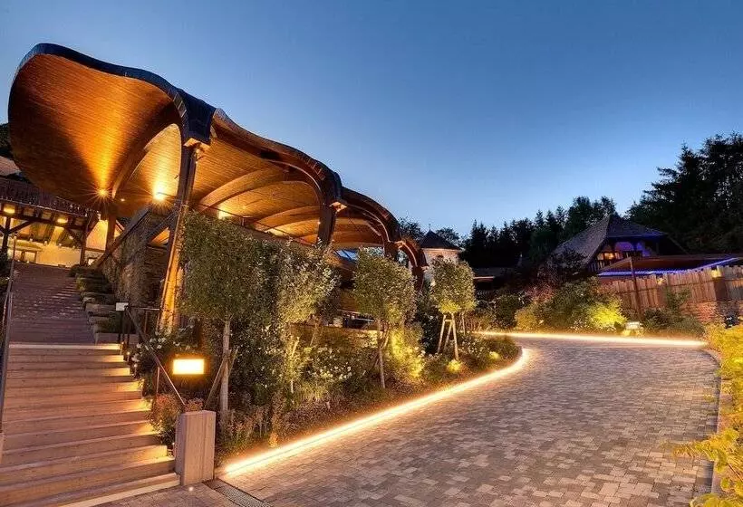 酒店 La Cheneaudière   Hôtel Spa   Relais & Châteaux