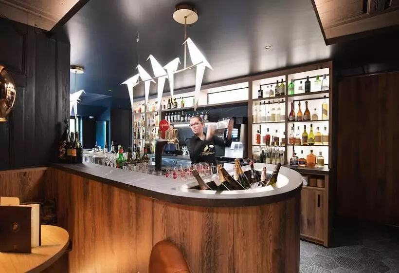 酒店 La Cheneaudière   Hôtel Spa   Relais & Châteaux