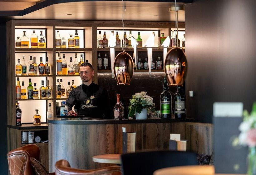 فندق La Cheneaudière Hôtel Spa Relais & Châteaux