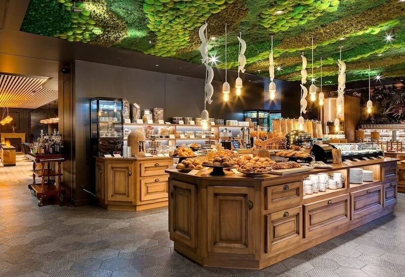 فندق La Cheneaudière Hôtel Spa Relais & Châteaux