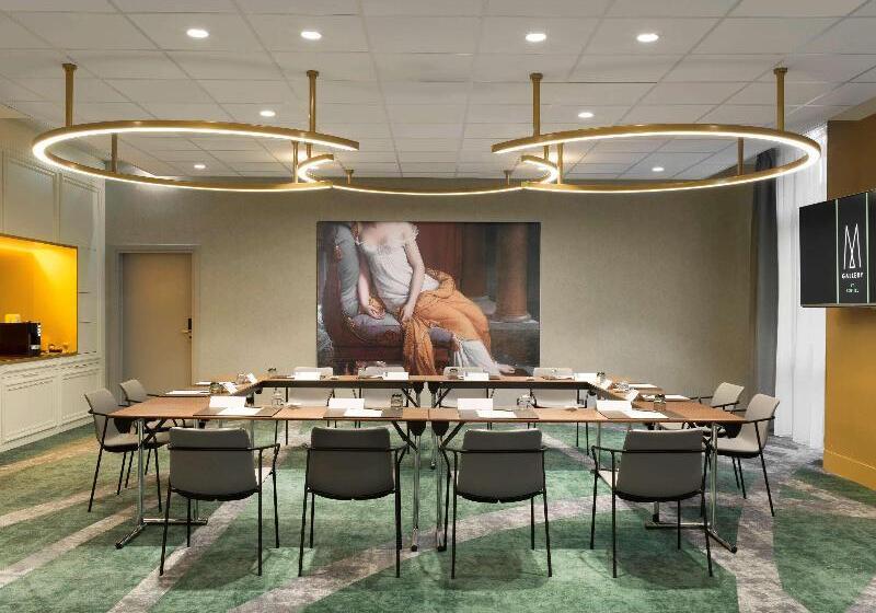 هتل Mgallery Le Louis Versailles Château