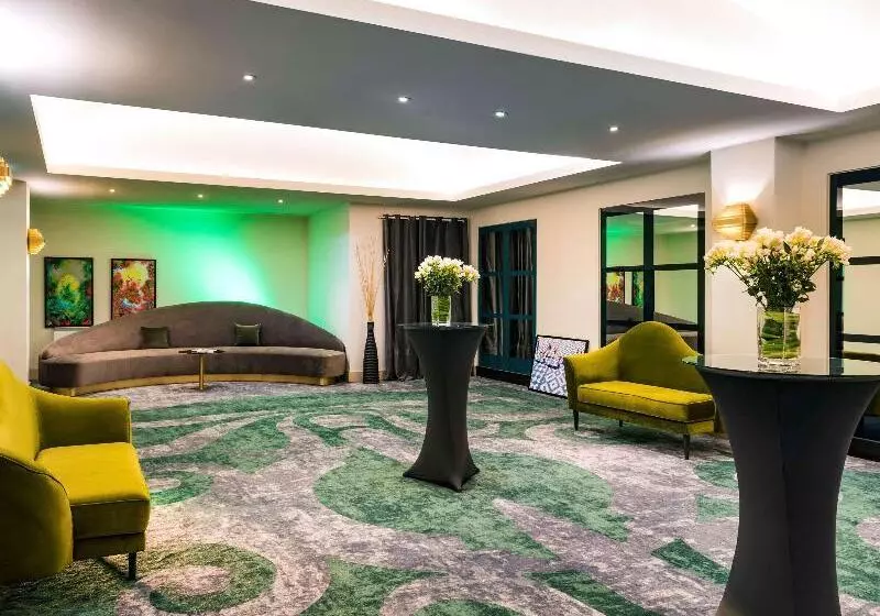 בית מלון כפרי Mgallery Le Louis Versailles Château