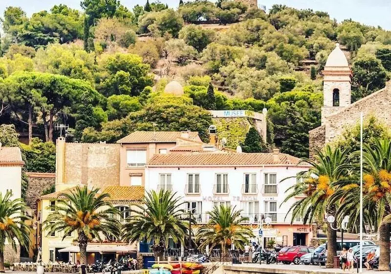 هتل Hôtel Triton