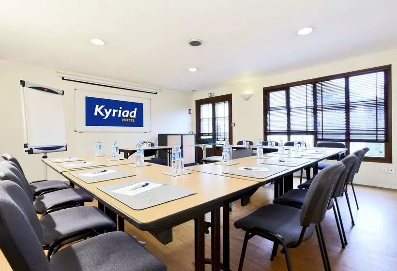 Отель Kyriad Angers Sud Ponts De Cé