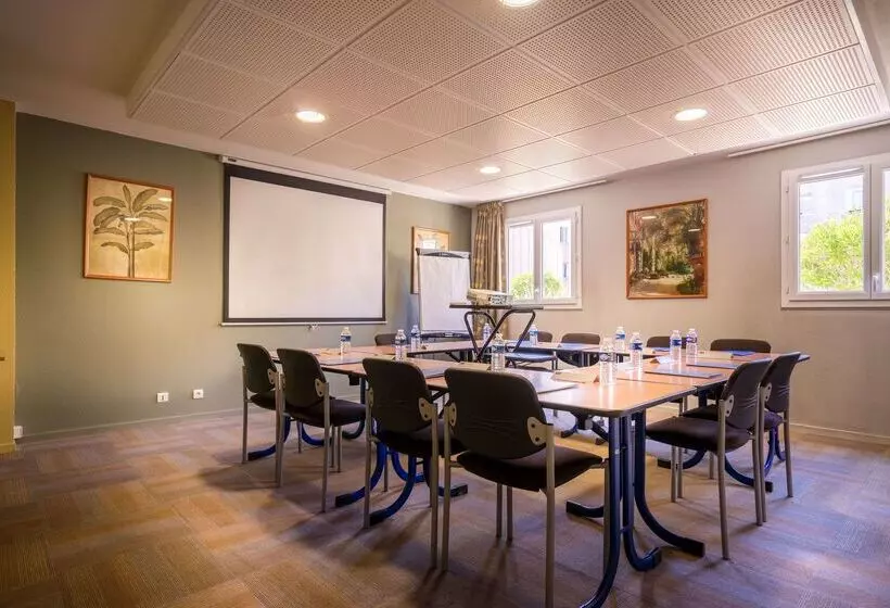 Kyriad Hotel Montpellier Centre Antigone