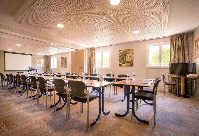 Kyriad Hotel Montpellier Centre Antigone