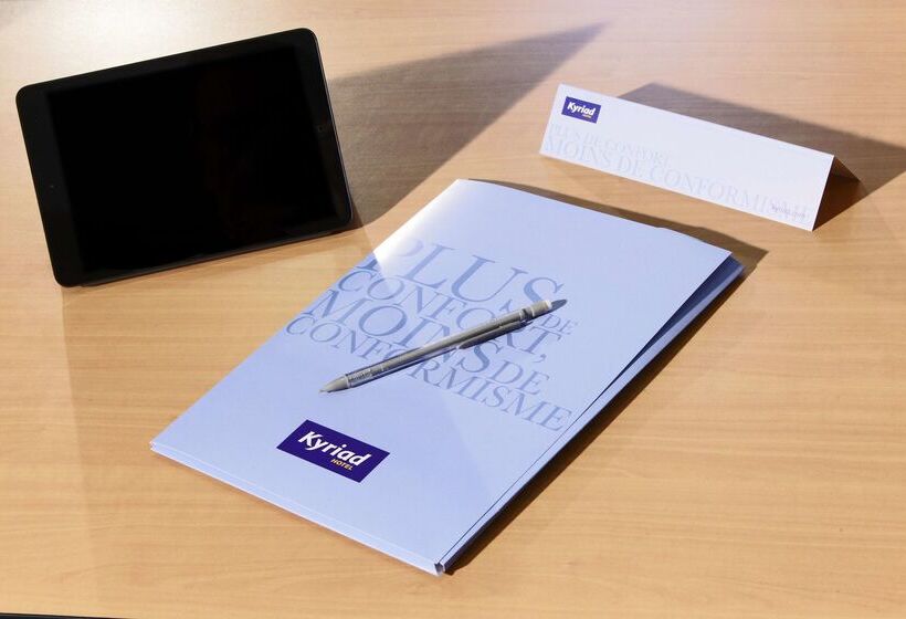 Kyriad Hotel Montpellier Centre Antigone