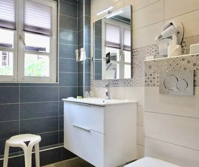 ホテル Restaurant Le Maréchal   Teritoria