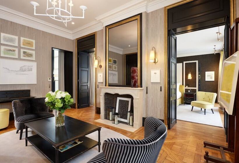 Hôtel Le Pavillon De La Reine & Spa, Place Des Vosges