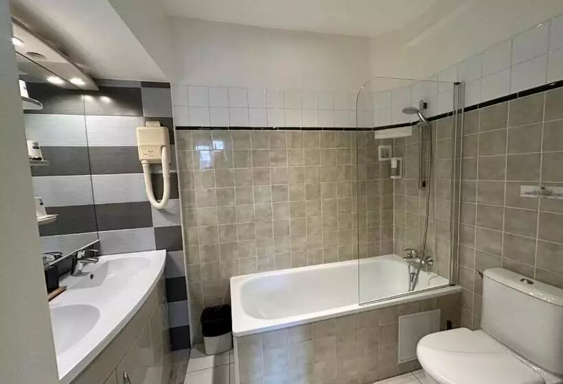 هتل Le Richelieu Bacchus