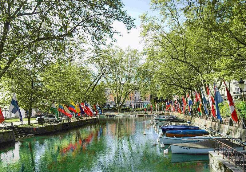 Le Splendid Hotel Lac D Annecy   Handwritten Collection