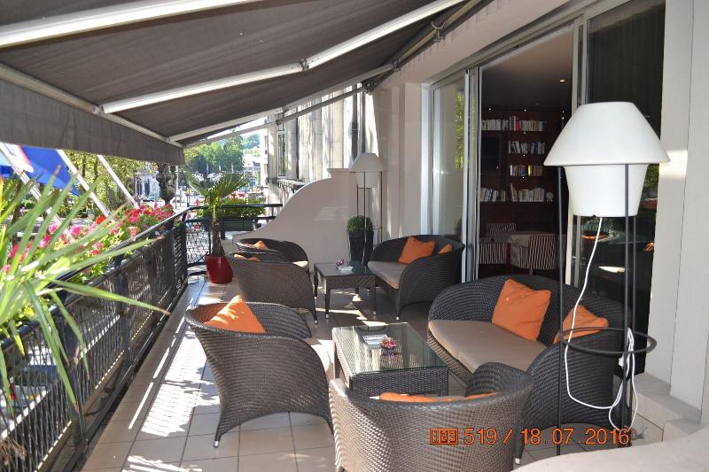 Le Splendid Hotel Lac D Annecy   Handwritten Collection