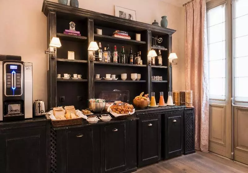 ホテル Magda Champs Elysees