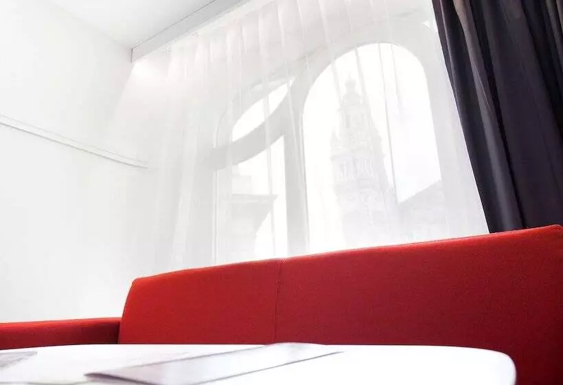 Отель Mercure Lille Centre Grand Place