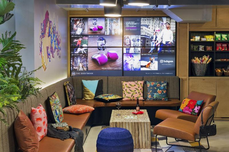 هتل Moxy Paris Bastille